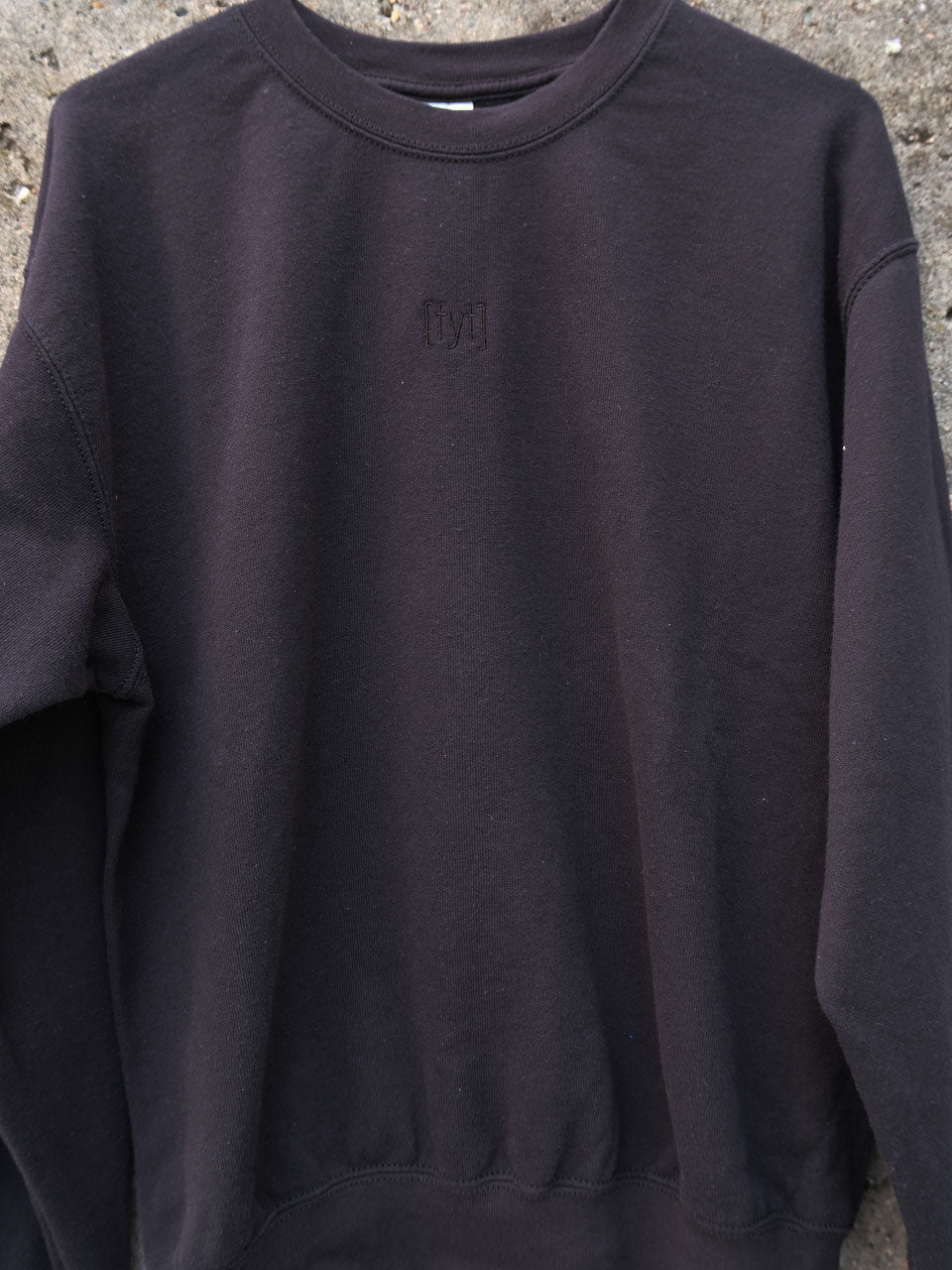 FYT Logo Sweatshirt schwarz